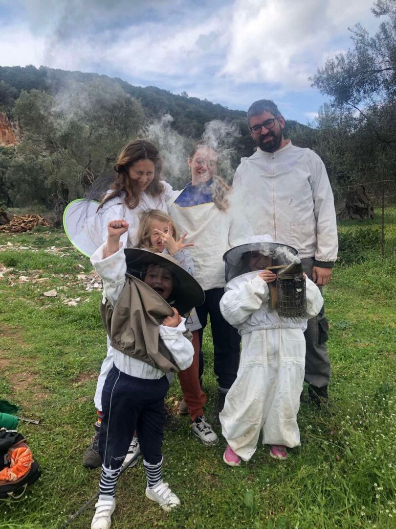 IMG-3a6d2cad69add1895799a1c3587640e7-V.jpg