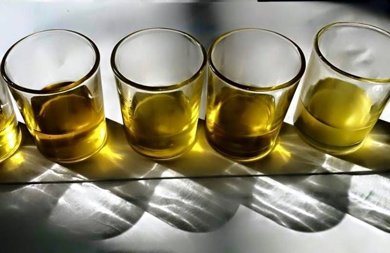 Virgin-olive-oil-versus-regular-olive-oil-and-the-difference.jpg